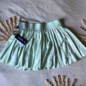 Aritzia TnAction Tennis Skirt